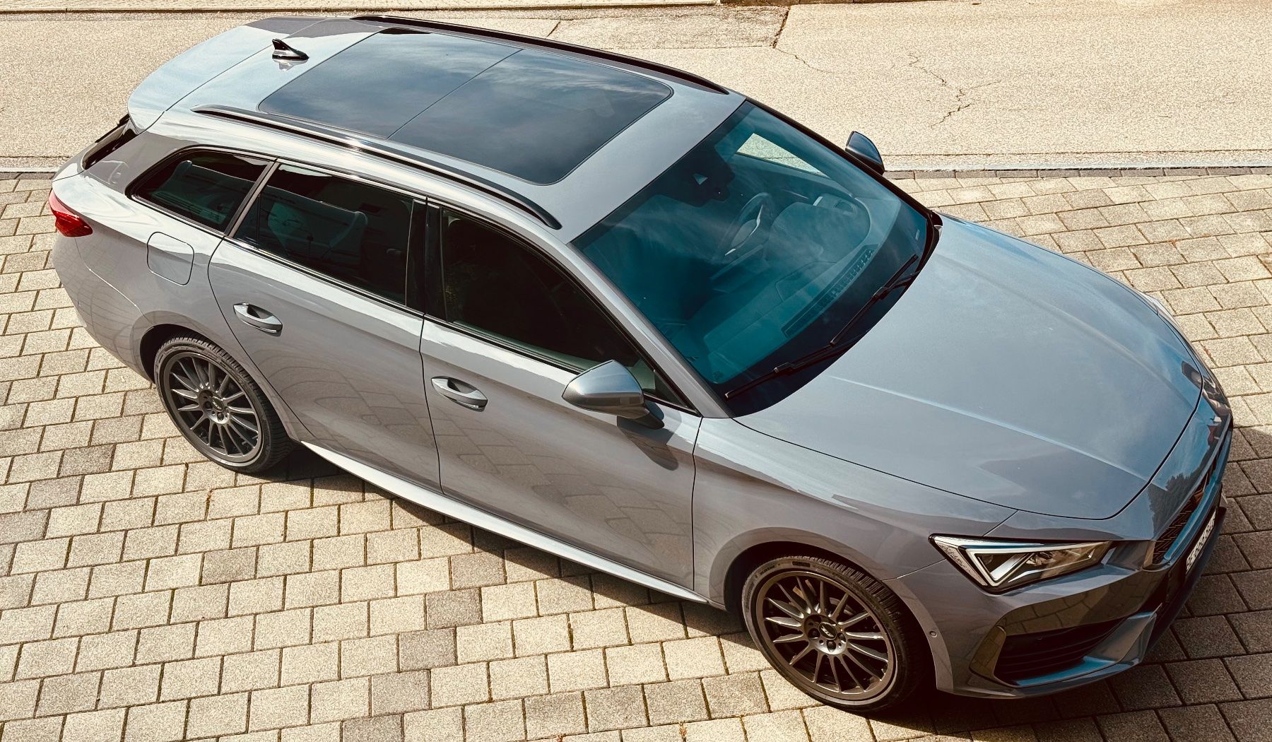 Cupra Automobili: CUPRA 1.4 eHybrid DSG – Usato da Helgisried venduto da apple-sigi 6