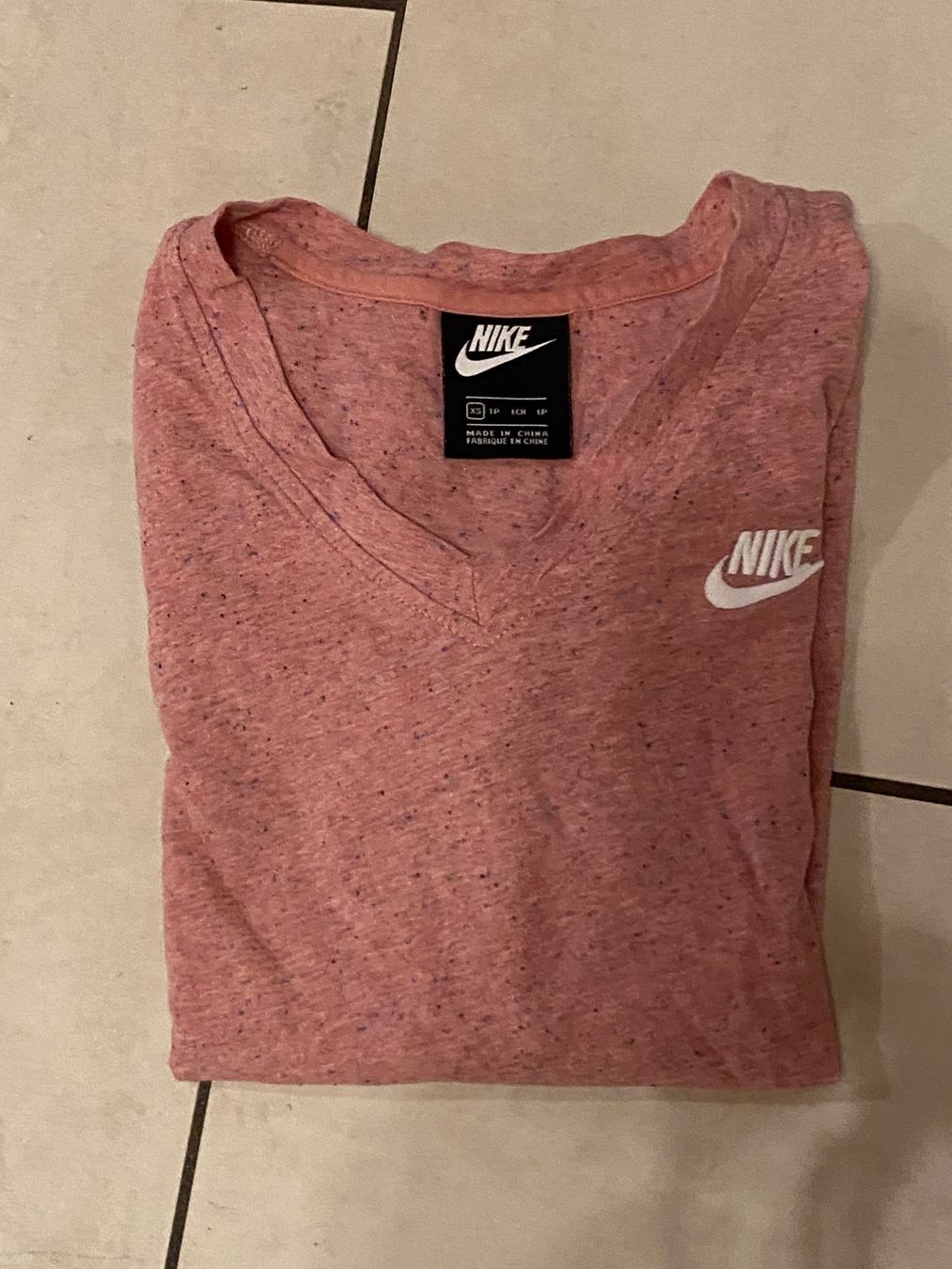 Nike T-shirt: Nike T-Shirt – Usato da Courgevaux venduto da wurg1 1