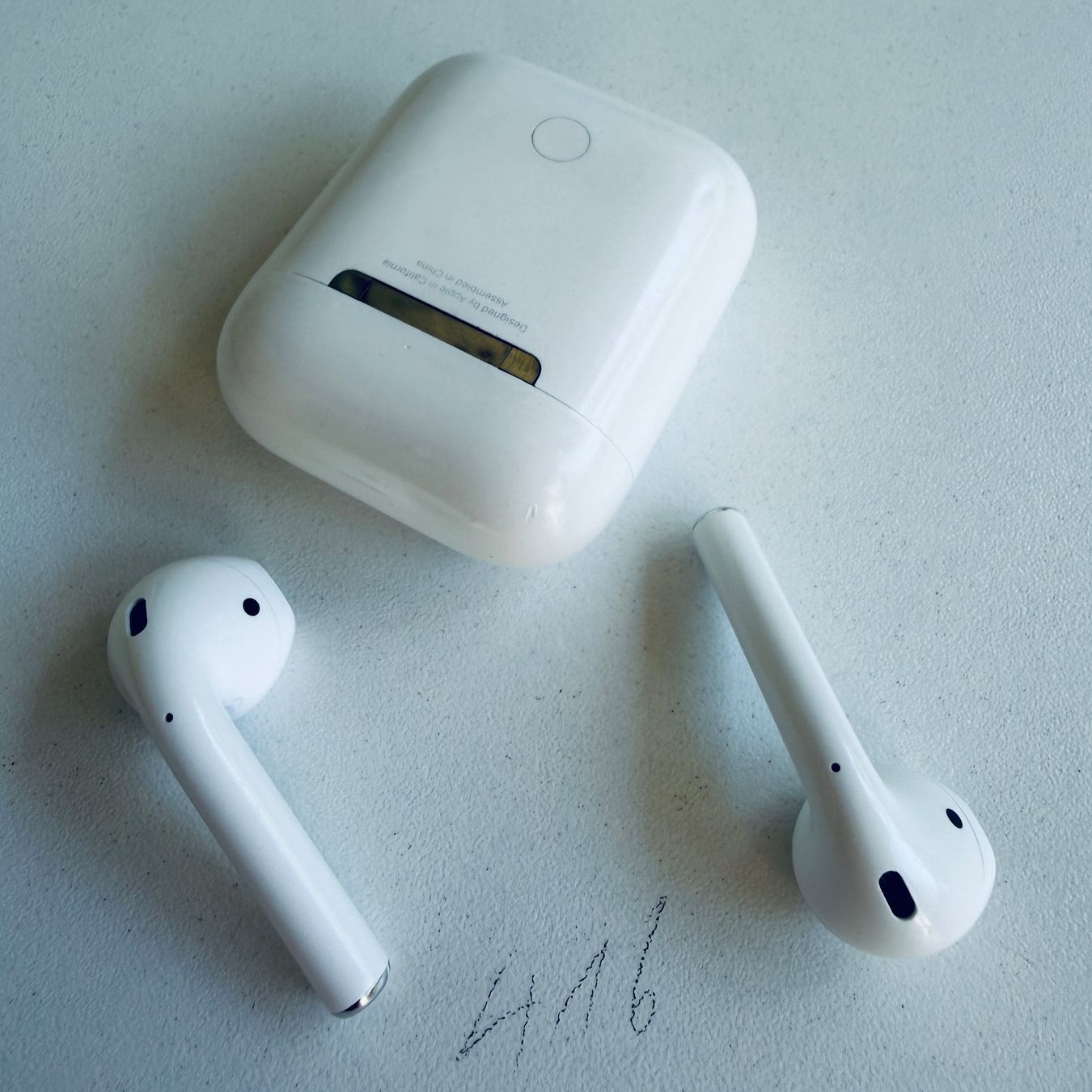 Apple Casques audio: Original Apple AirPods 2 Gen. Wireless Kopfhörer & Case – D'occasion à Basel par MY.AIRPODS.SHOP 5