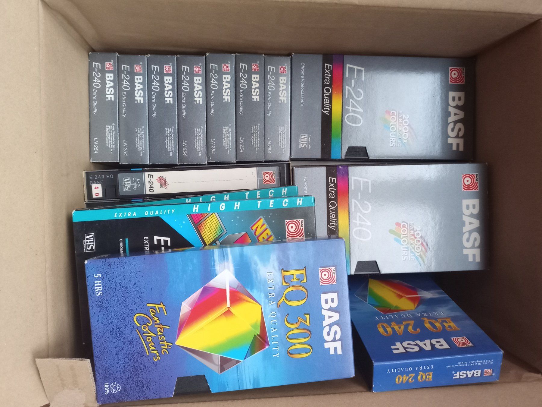 Tutti i VHS: VHS Kassetten (38 Stück) – Usato da Spiez venduto da egonolsen