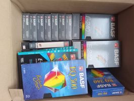 VHS Kassetten (38 Stück)