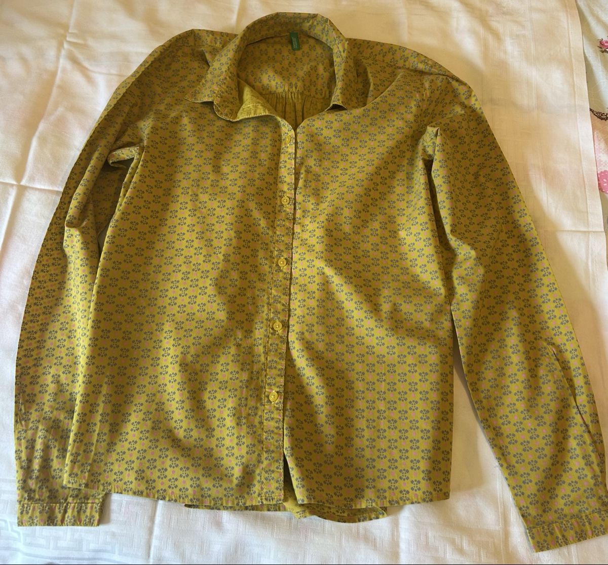 Benetton Blusen, T-Shirts & Tops: Bluse – Gebraucht aus Bern von Bonetos 3