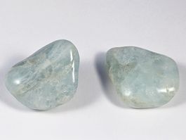 Aquamarin Trommelsteine 2Stk. ca.27mm. 19 Gramm