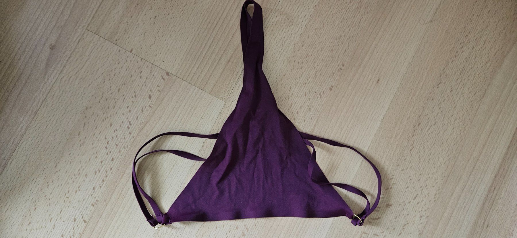 Altra biancheria intima: String Violet essayé xl mais taille plus petit – Nuovo (secondo la descrizione) da Lutry venduto da cha_pbg5