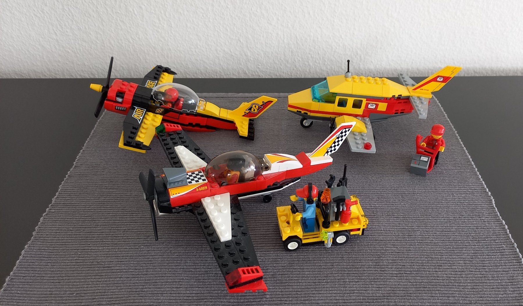 Lego Jouets: Lego City Flugzeuge – D'occasion à Emmenbrücke par poros221 2