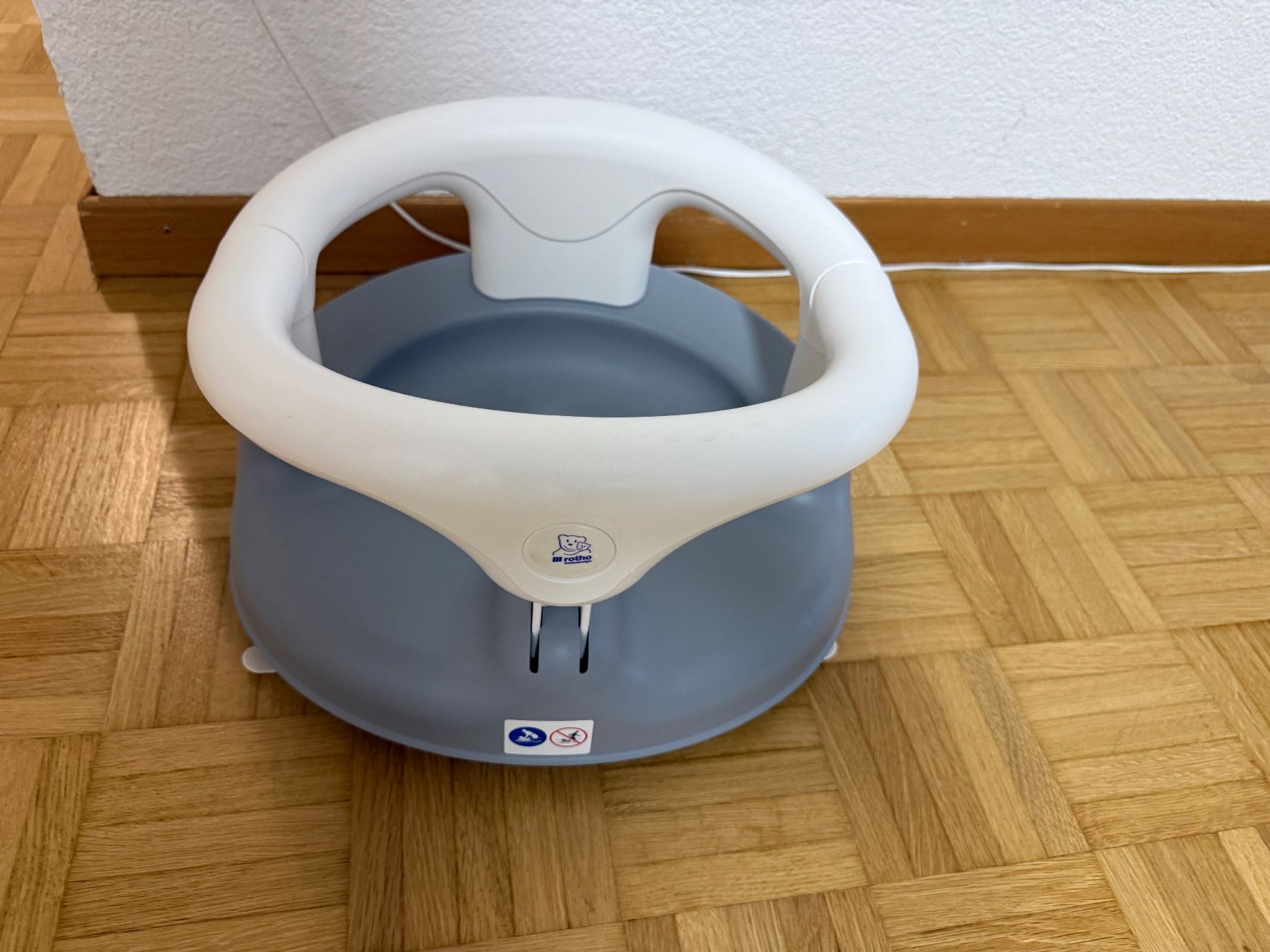 Sgabelli: Badesitz für kinder – Usato da Bettlach venduto da Mrsdelux