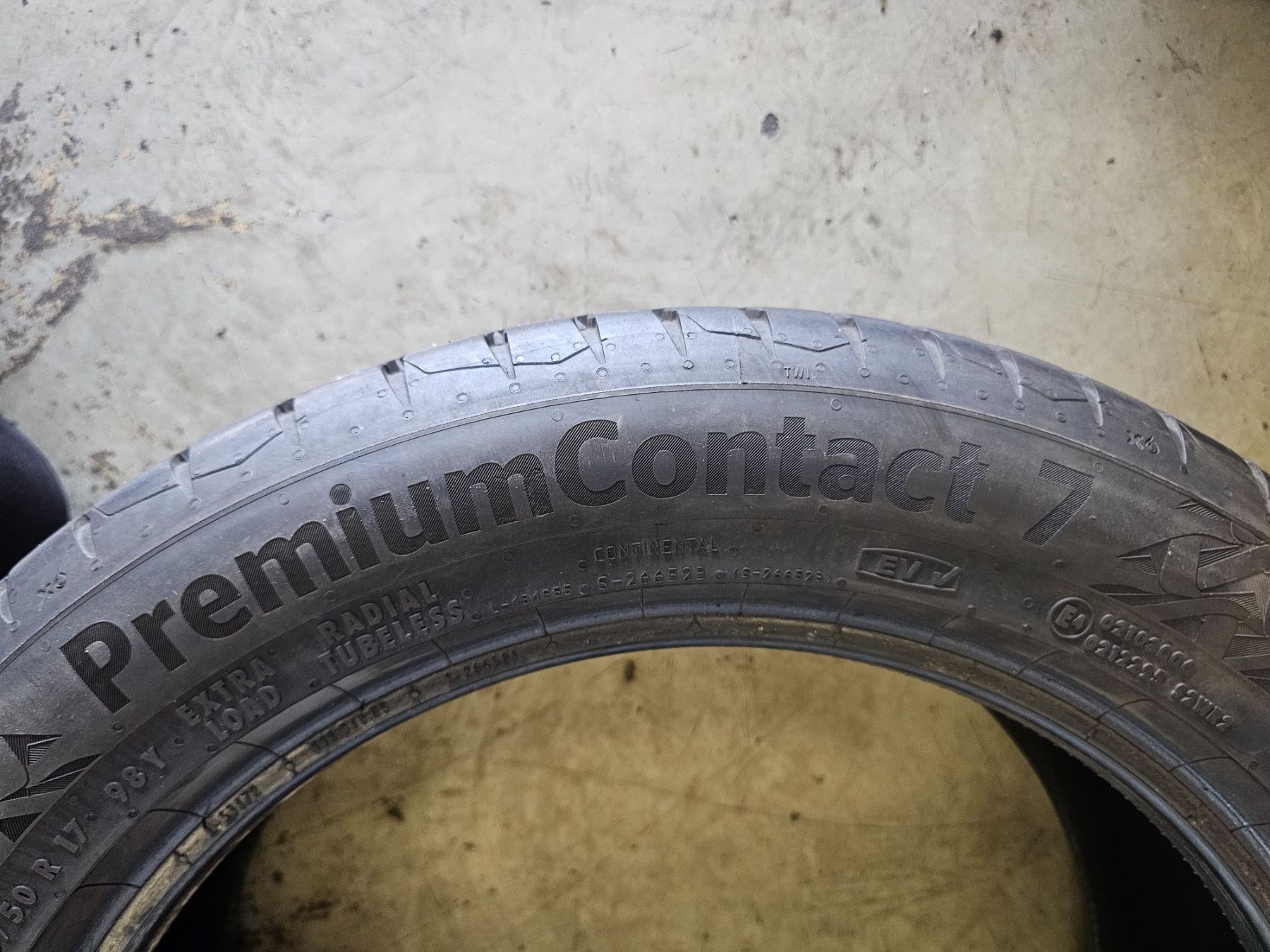 Continental Pneumatici & Ruote complete: 225/50/17 sommerreifen – Usato da Leutwil venduto da Michael091 3