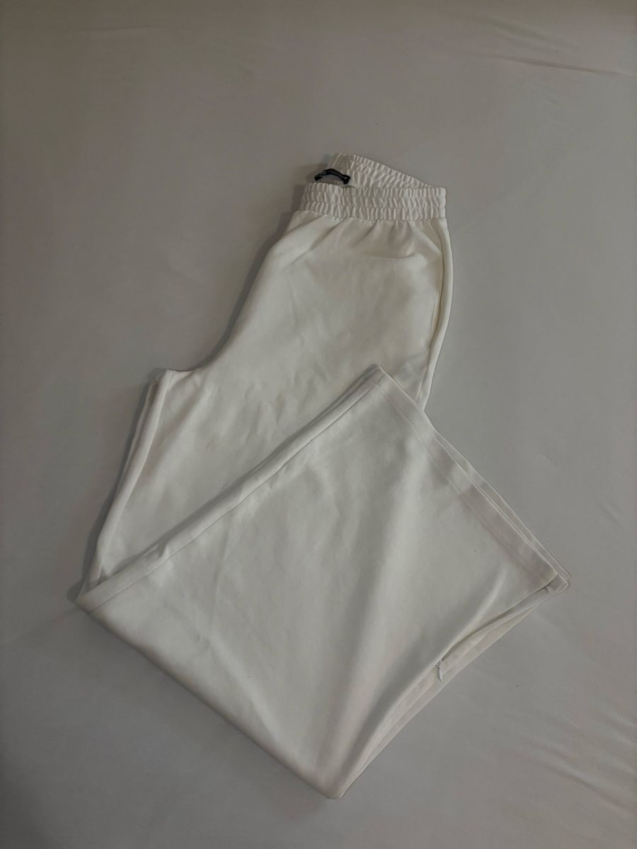 Zara Pantalons: jogging Zara – Neuf (Voir description) à Vouvry par sha_rk5q