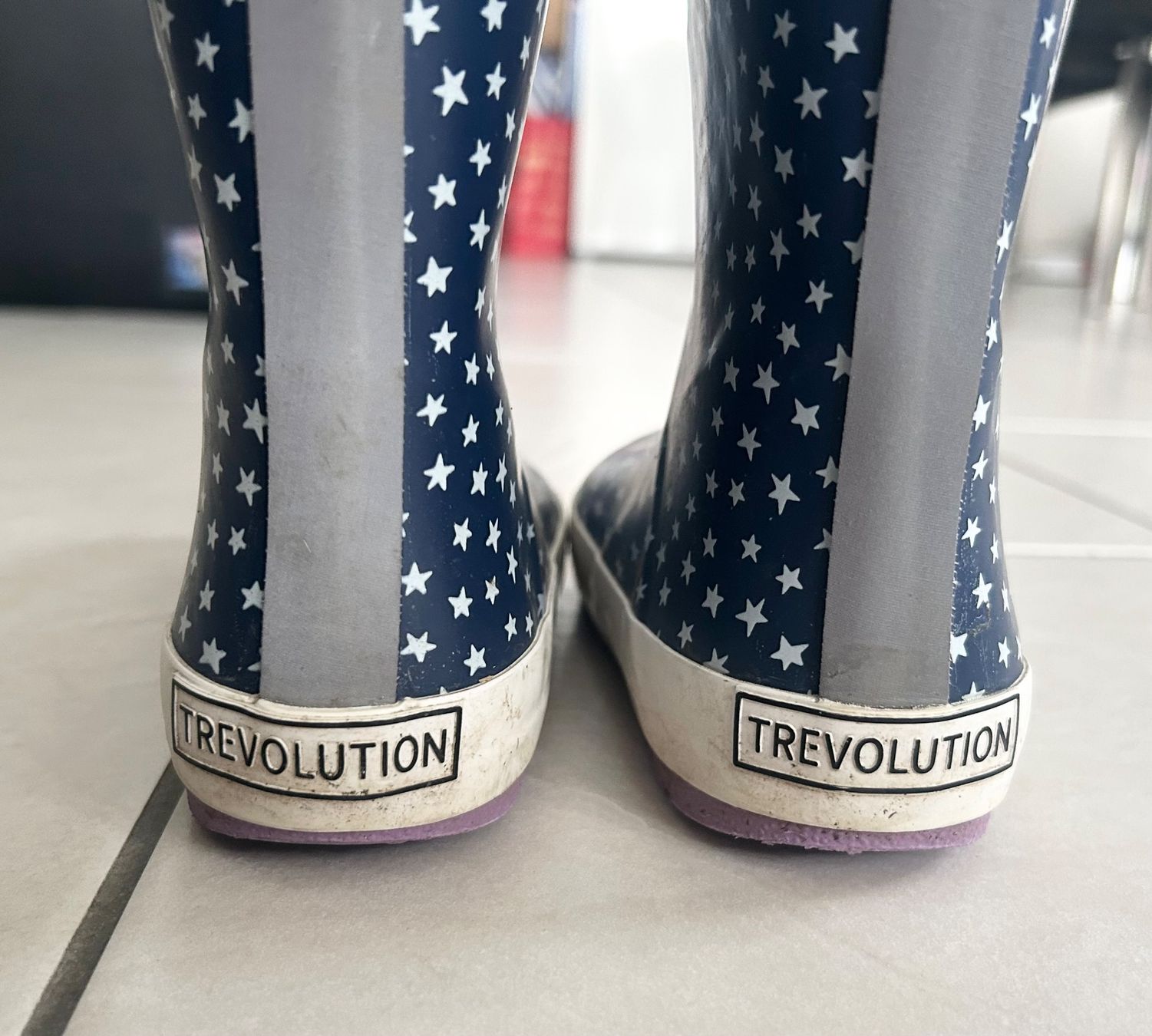 Trevolution Scarpe per ragazze: Stivali pioggia – Usato da Bellinzona venduto da RossoScarlatto 2