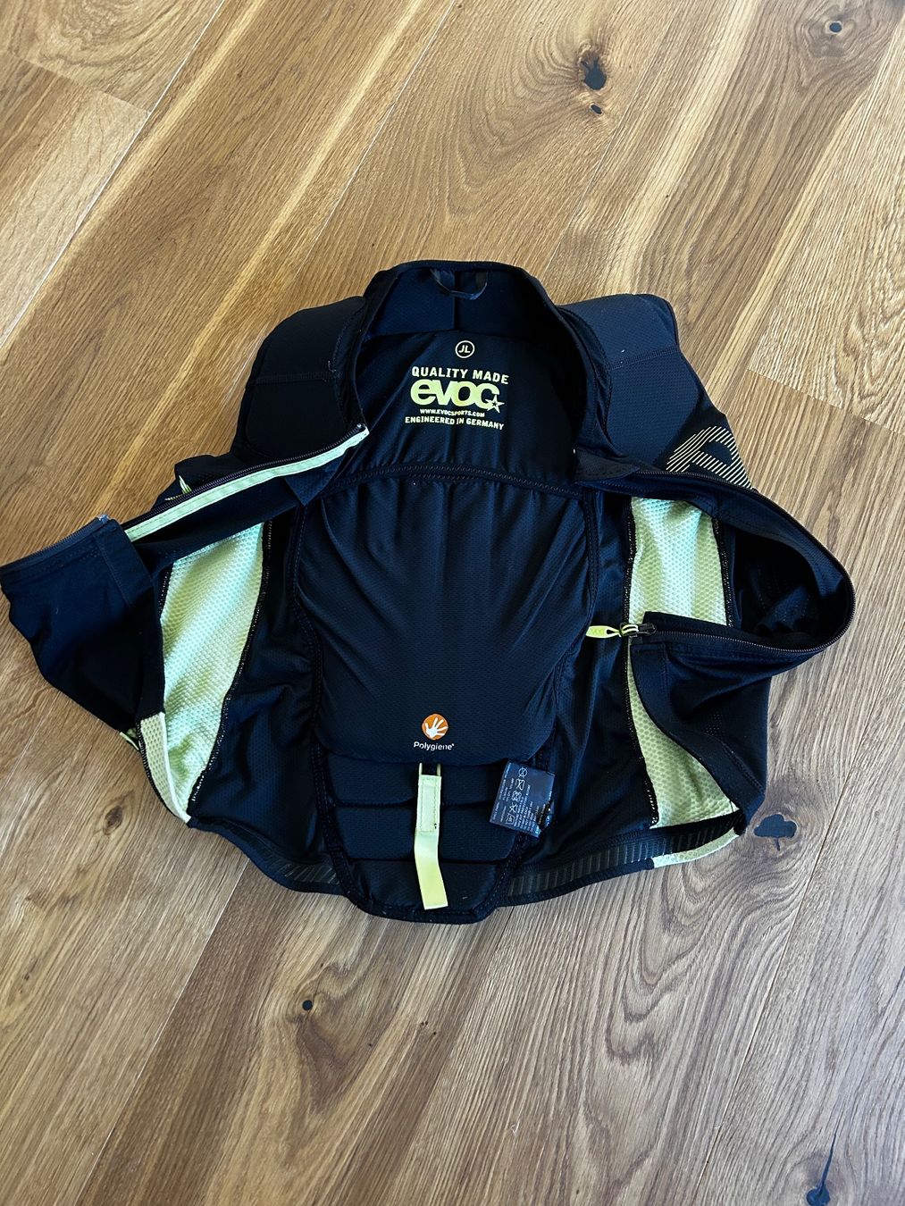 Evoc Schutz & Schoner: Evoc Protector Vest Kids – Gebraucht aus Chur von lea_qg88 1