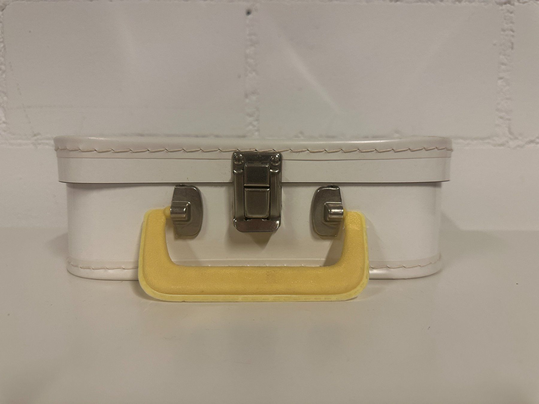 Reisekoffer: Kleiner Koffer (25x17cm) – Gebraucht aus Urdorf von ARJN 1