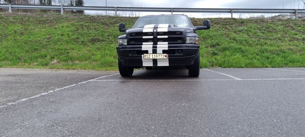 Dodge Automobili: Dodge Ram – Usato da Näfels venduto da jan_7cxd 7