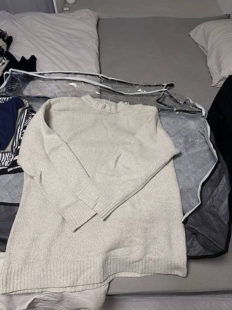 Beiger Pullover eher Oversize