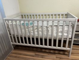Baby / Kleinkinderbett von IKEA