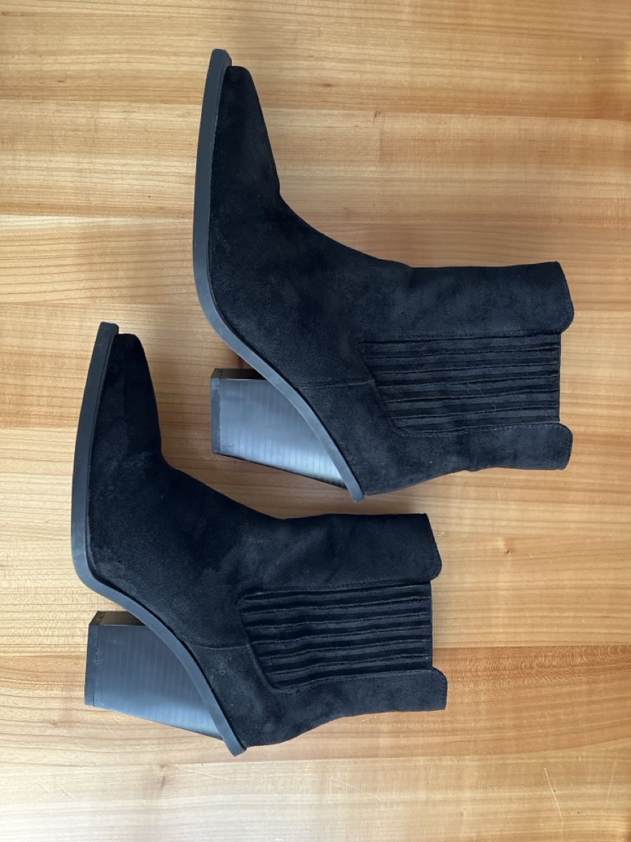Damenschuhe: Kunstleder Stiefel im Wildleder look – Gebraucht aus Othmarsingen von lemonadelukas 2