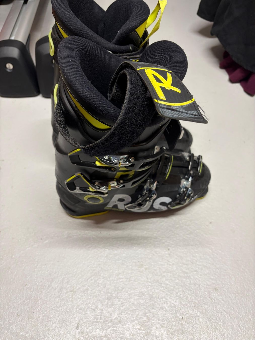 Rossignol Sci: Skischuhe / Ski shoes – Usato da Zürich venduto da Yevgi 1