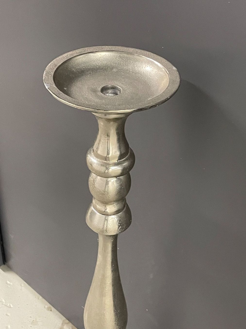 Portacandele: Grosser schöner Aluminium Kerzenständer – Nuovo (secondo la descrizione) da Volketswil venduto da rubin74 1