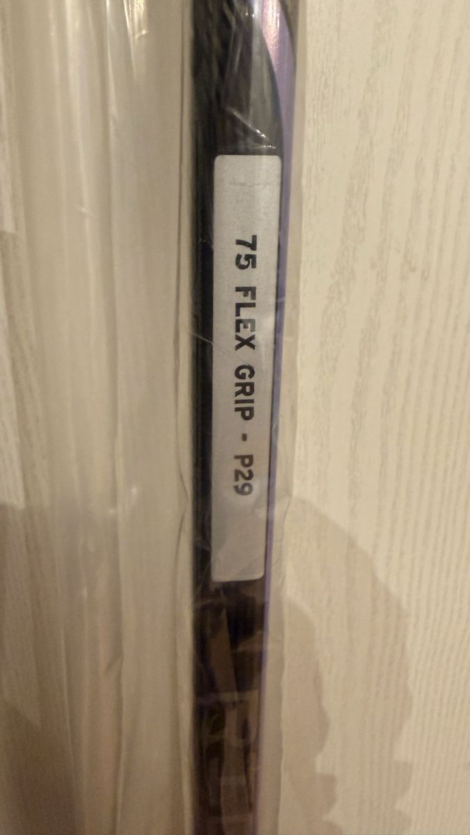 Ccm Bastoni & Pale: 2x Eishockeystock CCM Ribcor Trigger 9 Pro 75 Flex neu – Nuovo e nell'imballaggio originale da Immensee venduto da lea_8f72 1