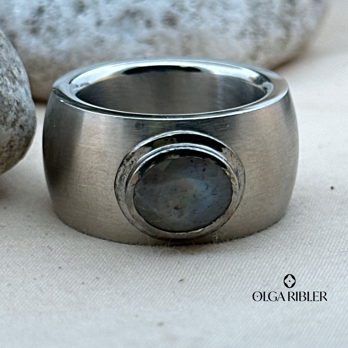 Olga Ribler Bagues: Edelstahl Statement  Ring mit Labradorite Grösse 60 – Neuf (Voir description) à Luzern par Schmuckoutlet 5