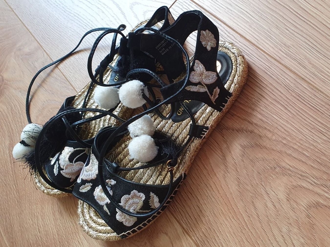 Scarpe da donna: Süsse Espadrilles – Usato da Breitenbach venduto da sabrinaa95 2