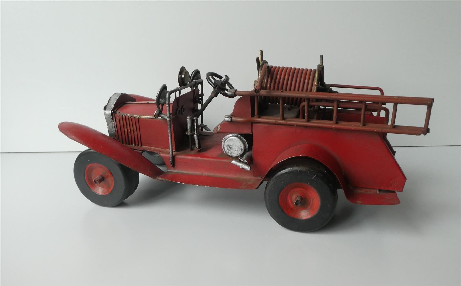 Kit di modellismo & Modellini statici: Blechauto Feuerwehr Modelauto Metallauto – Usato da Frauenfeld venduto da Astra13 6