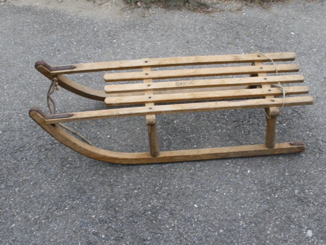 Davos Slitta: DAVOSER DAVOS HOLZ-SCHLITTEN VINTAGE – Usato da Wauwil venduto da Pneuedy 1