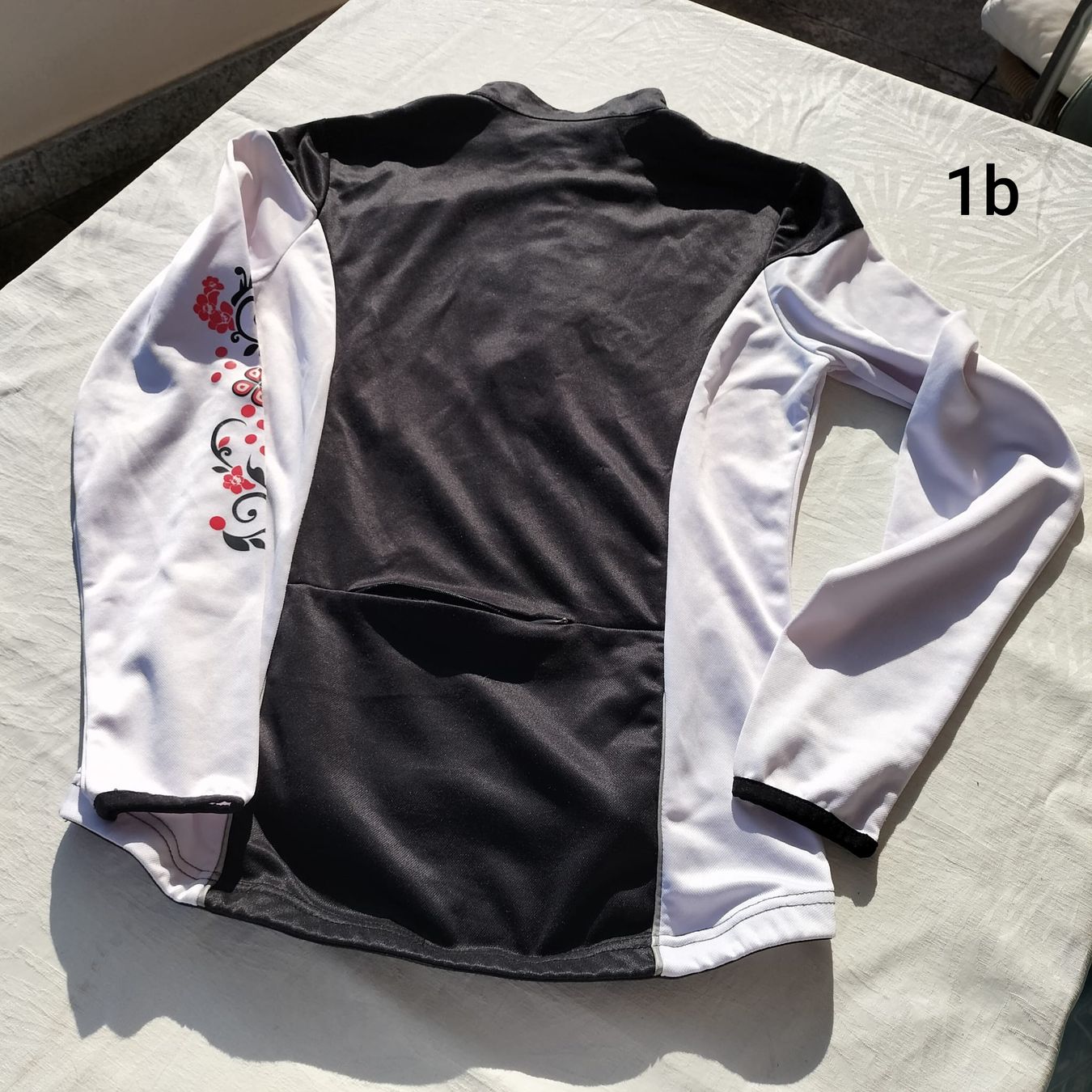 Lotti di vestiti: Abbigliamento ciclismo donna – Usato da Locarno venduto da fer_rh7r 1