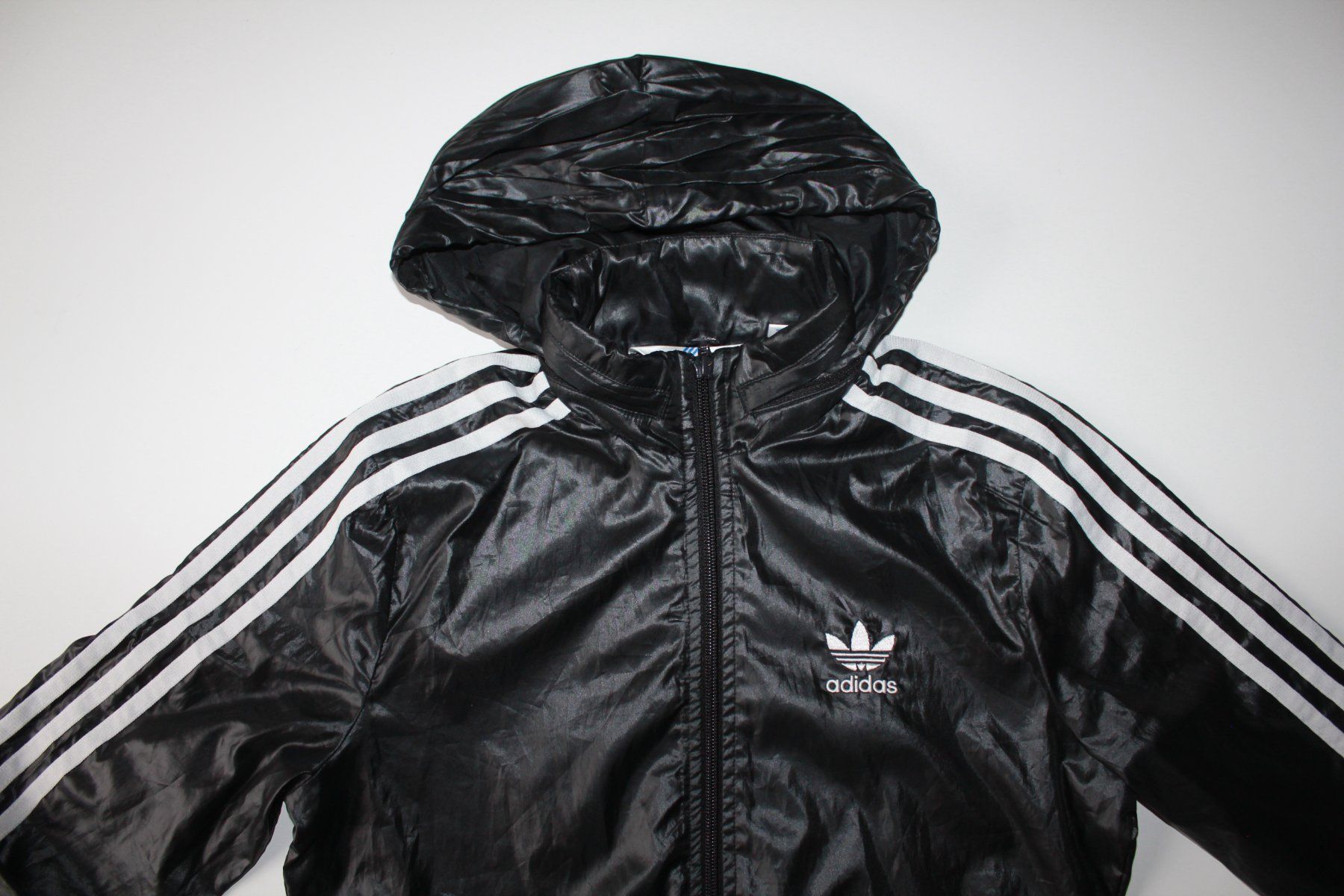 Adidas Giacche: Veste Adidas t. 34 – Usato da Peseux venduto da Gilloss 2