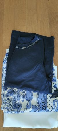 Tops (size M-L)