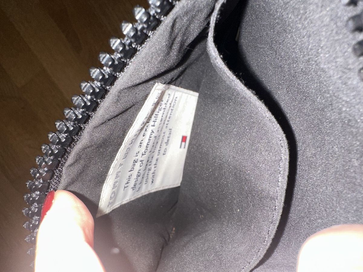 Tommy Hilfiger Borse: Tasche Tommy Hilfiger – Usato da Uster venduto da Ninii003 3