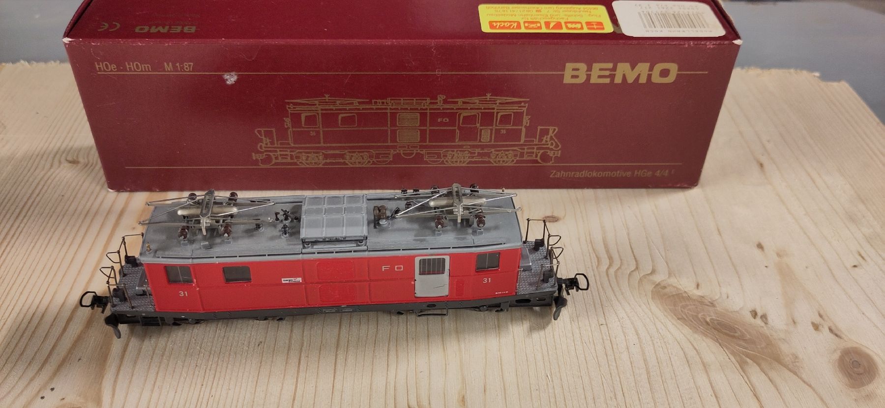 Bemo Modellini di ferrovie: Bemo HGe 4/4 FO Glacier Express 31 – Usato da Liebefeld venduto da robi15blue