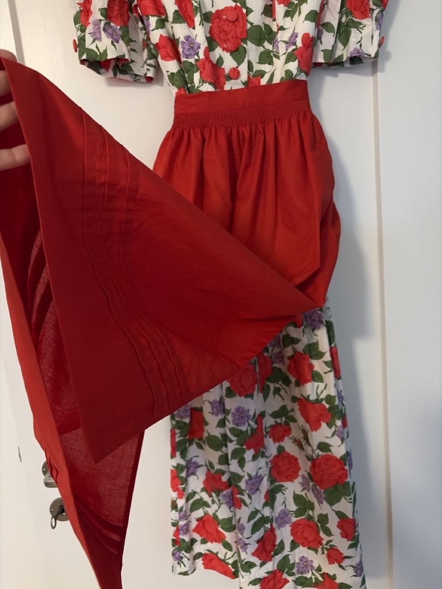 Robes: Trachtenkleid Dirndl Grösse M – Neuf (Voir description) à Basel par vitaminka 5