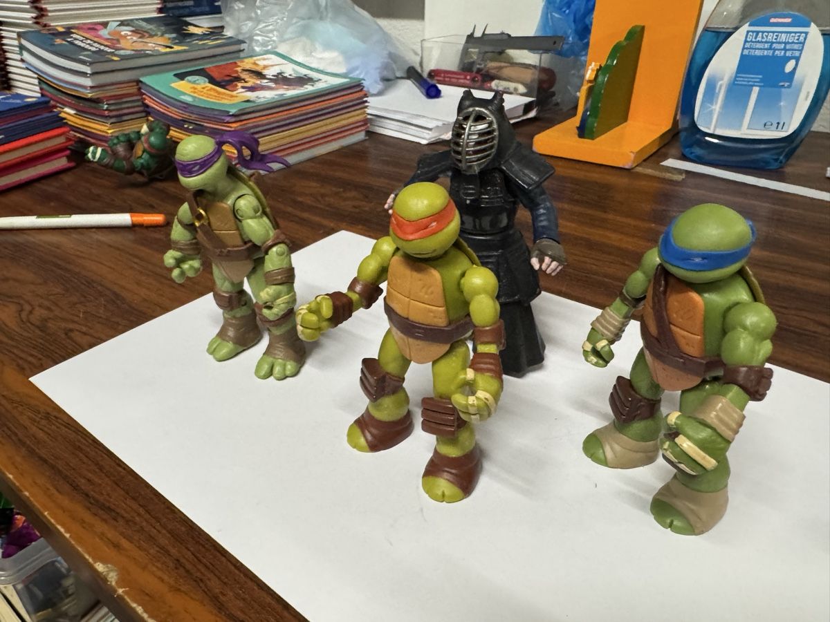 Jouets: Figurines Tortues Ninja – D'occasion à Lausanne par Michel_Ozcan 1