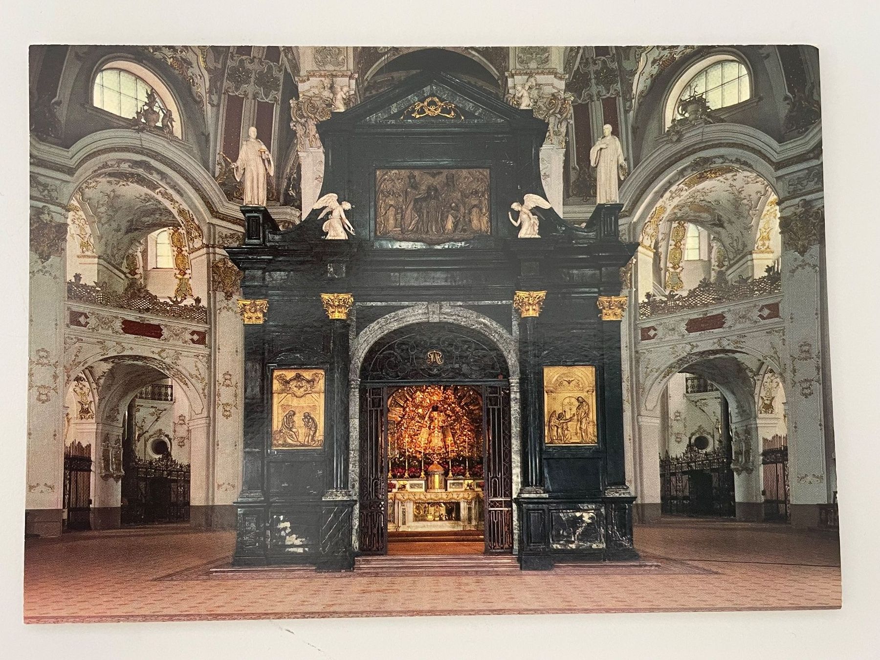 Cartoline postali: Alte Ansichtskarte Klosterkirche Einsiedeln, ca 1950 – Usato da Stäfa venduto da riccardinho
