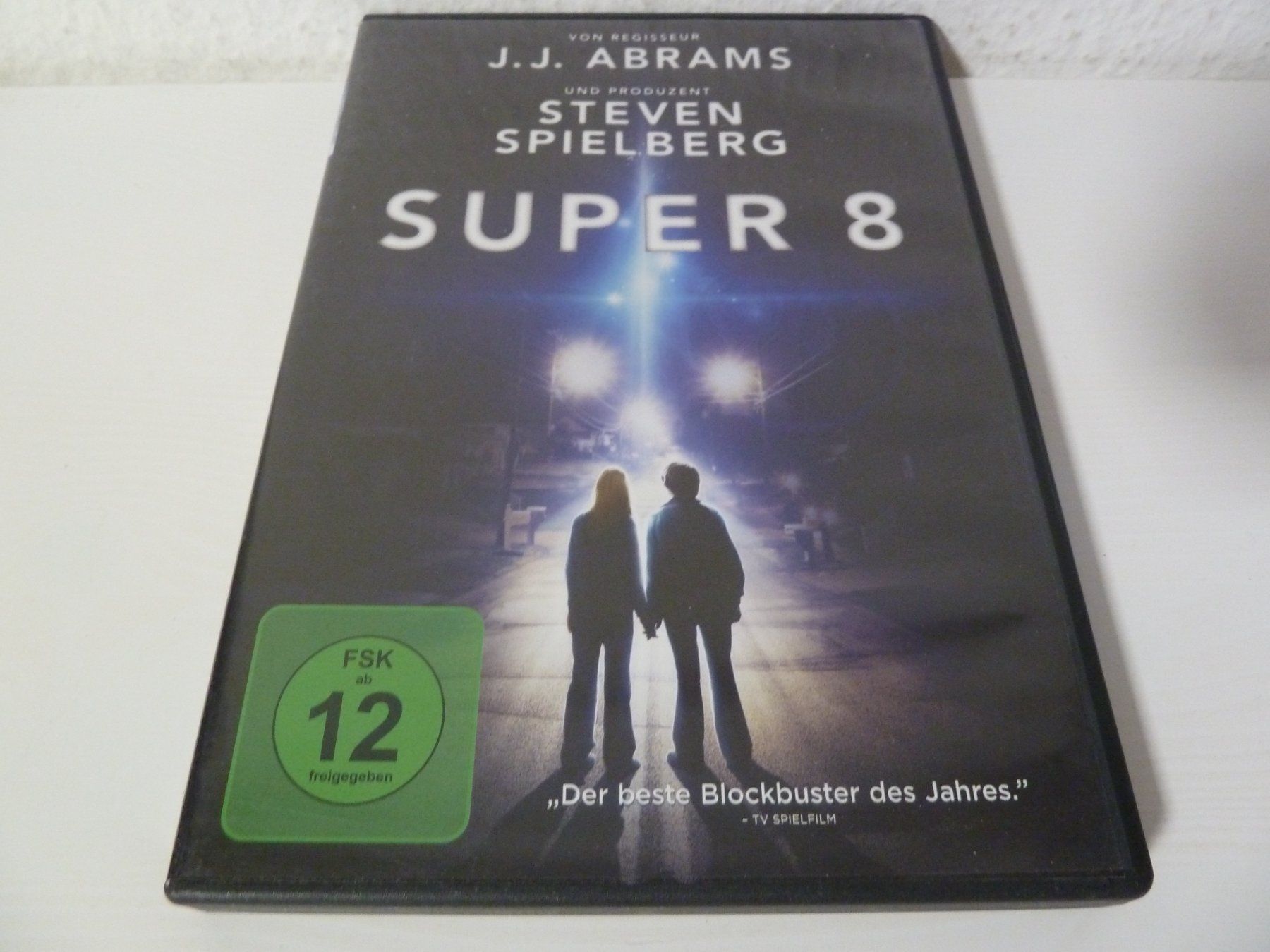 Alle DVDs: Super 8  [DVD] – Gebraucht aus Abtwil SG von Pfusius