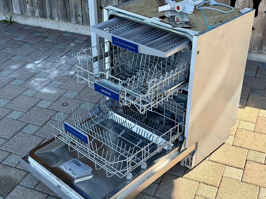 Siemens Machines à laver la vaisselle: Geschirrspüler Siemens SD6P1S – D'occasion à Grünenmatt par Cybergun 2
