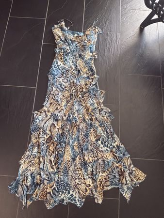 langes Sommerkleid mit Spaghettiträgern, Animalprint