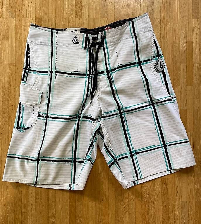Costumi da bagno: Badehose, Boardshort Volcom – Usato da Bern venduto da htbaxxter