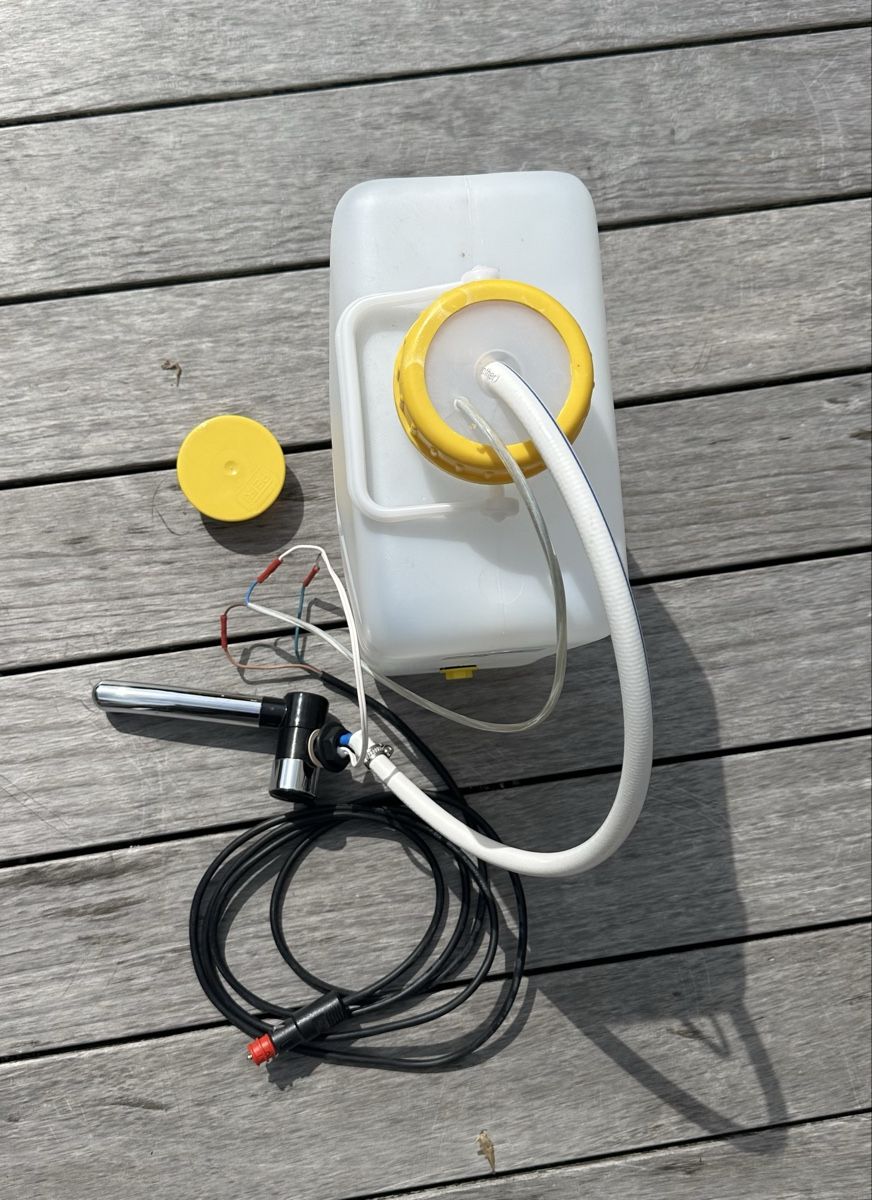 Altri accessori per camping: Camping Wasseranlage – Nuovo (secondo la descrizione) da Hittnau venduto da har_7ndb 1
