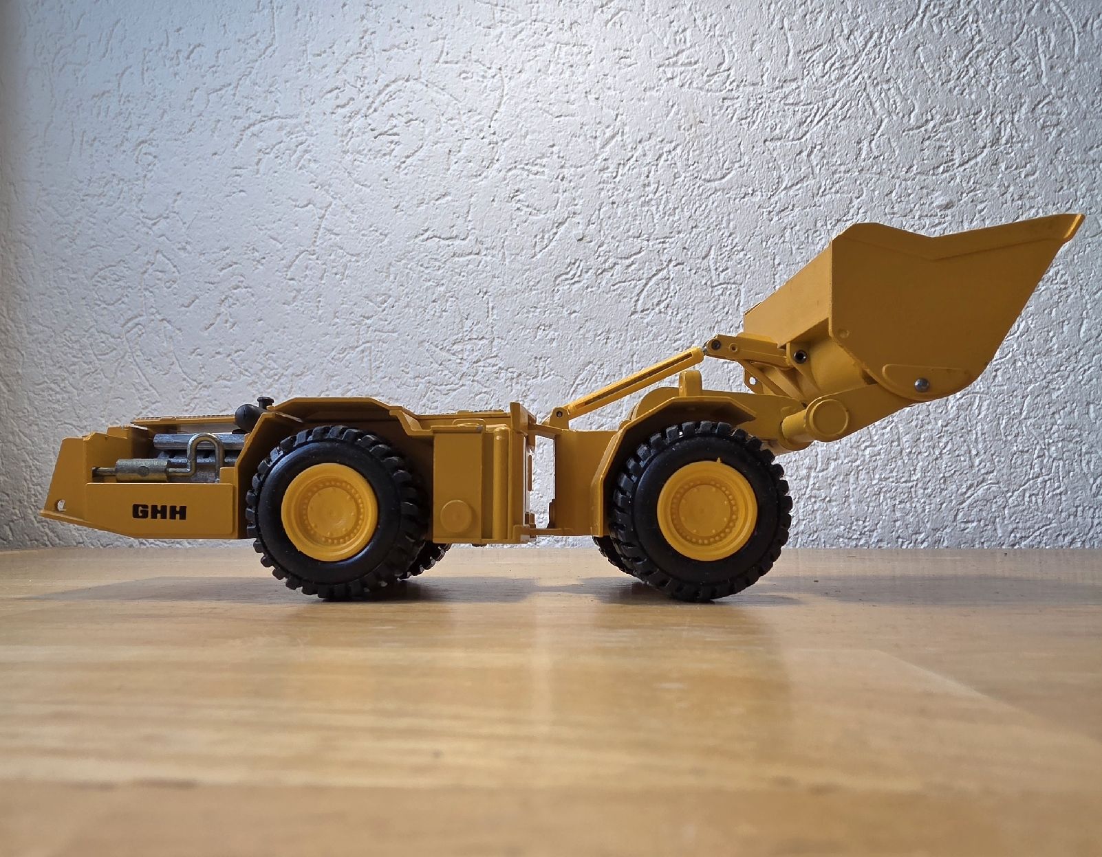 Conrad Modellbausätze & Standmodelle: Gelenk-Radlader GHH, Conrad, 1:50 – Gebraucht aus Männedorf von Modellbau-wyss 1