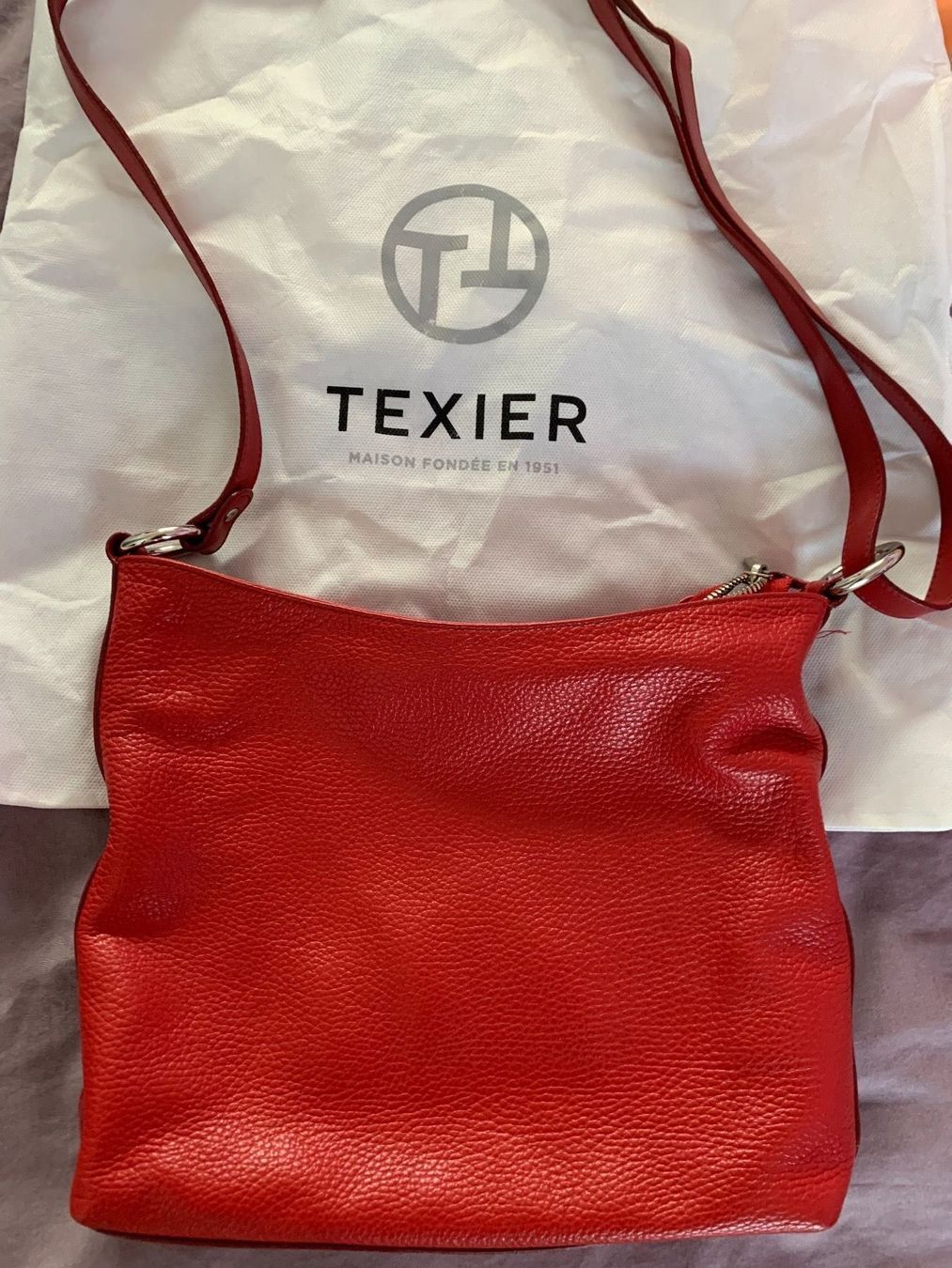 Taschen für Damen: Sac à main en cuir rouge Texier – Neu (gemäss Beschreibung) aus Colombier NE von Nikkon 2