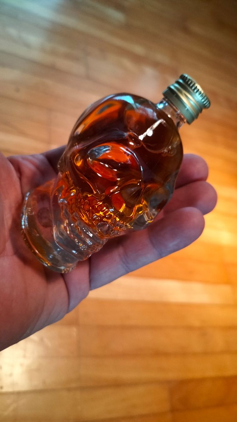 Altro in Stoviglie & Bicchieri: Hier Flasche – Usato da Beringen venduto da tan_b56y