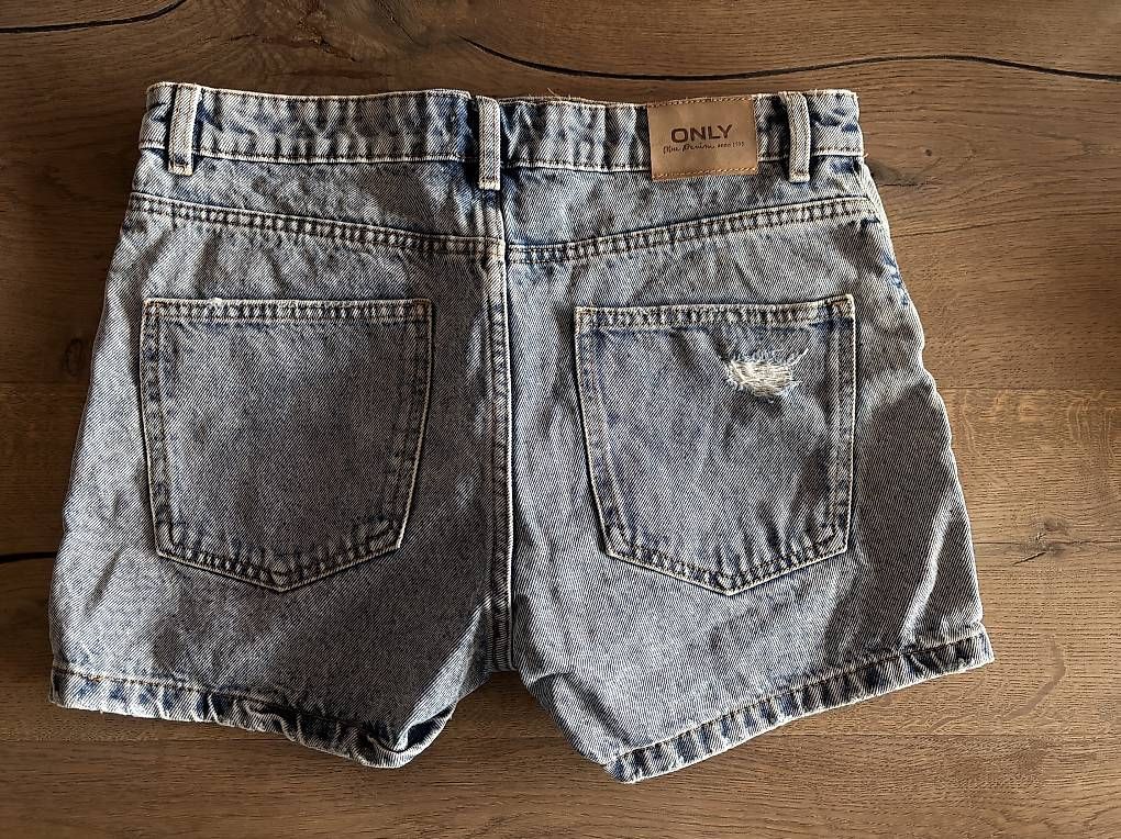 Pantalons: Only Jeansshirts – D'occasion à Sursee par leni.leni 2