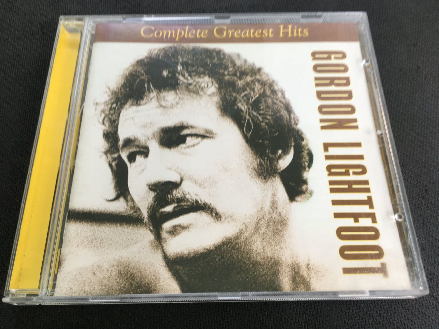 CD: Gordon Lightfoot - Complete Greatest Hits -CD- – Usato da St.Gallen venduto da MedienJoe