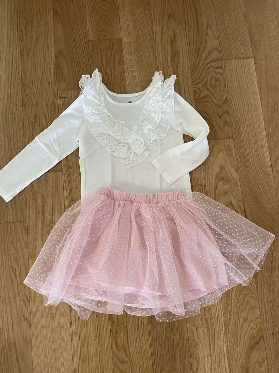 Lotti & Set di vestiti: Diverse Kleider oder Sets Mädchen, 104 – Usato da Oberrieden venduto da MajaK02