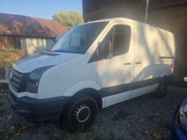 Lieferwagen Weiss mit 3.5t Anhängelast