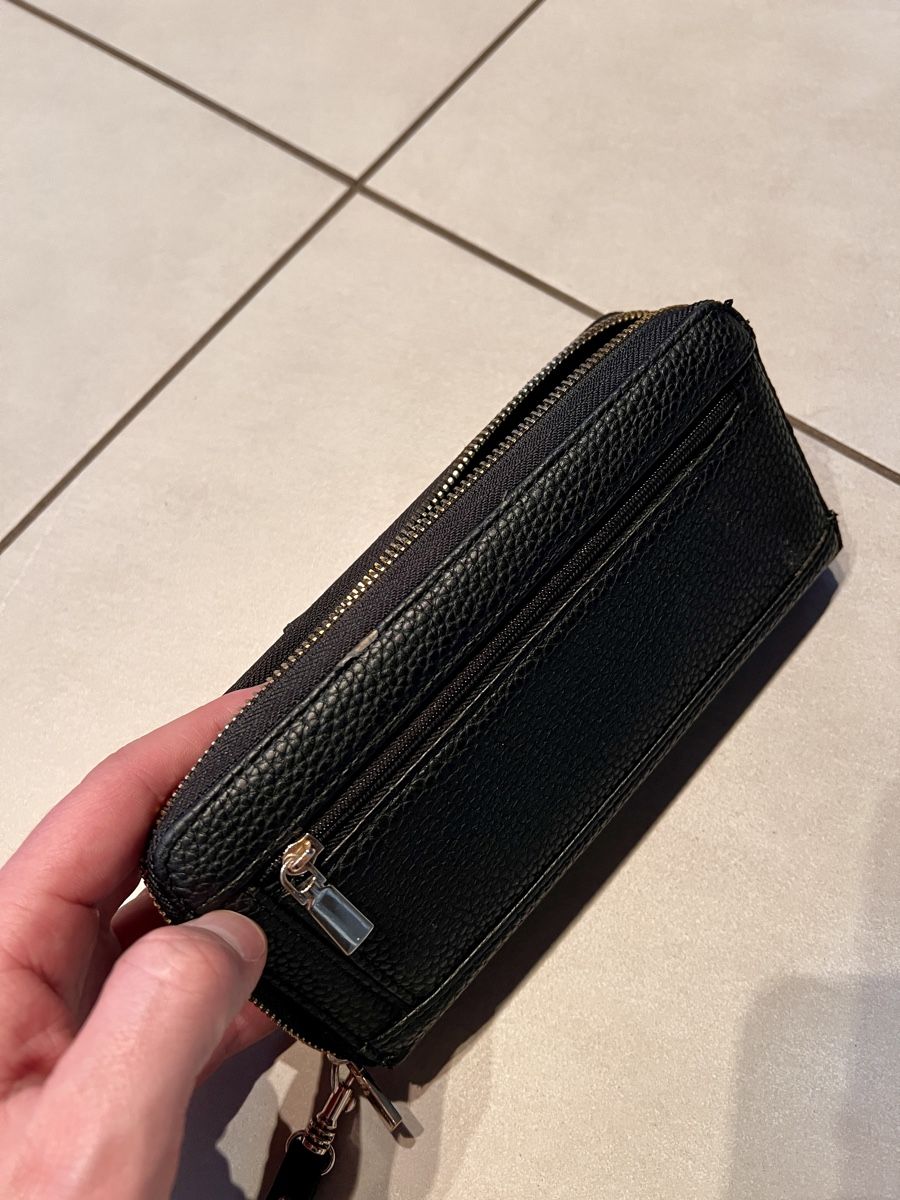 Guess Portamonete: Guess Portemonnaie – Usato da Winterthur venduto da Concorde12 5