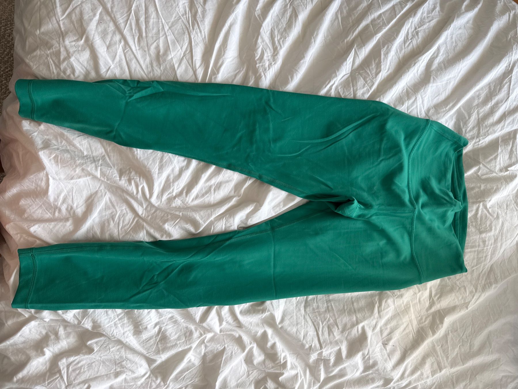 Lululemon Leggings: LULULEMON Wunder Train Leggins Gr. 8 – Gebraucht aus Zürich von maleaaa