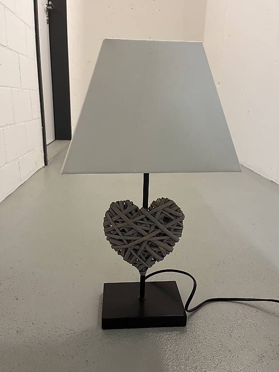 Maisons du monde Lampes: Nachttischlampe – D'occasion à Adlikon b.Regensdf par Sina_11