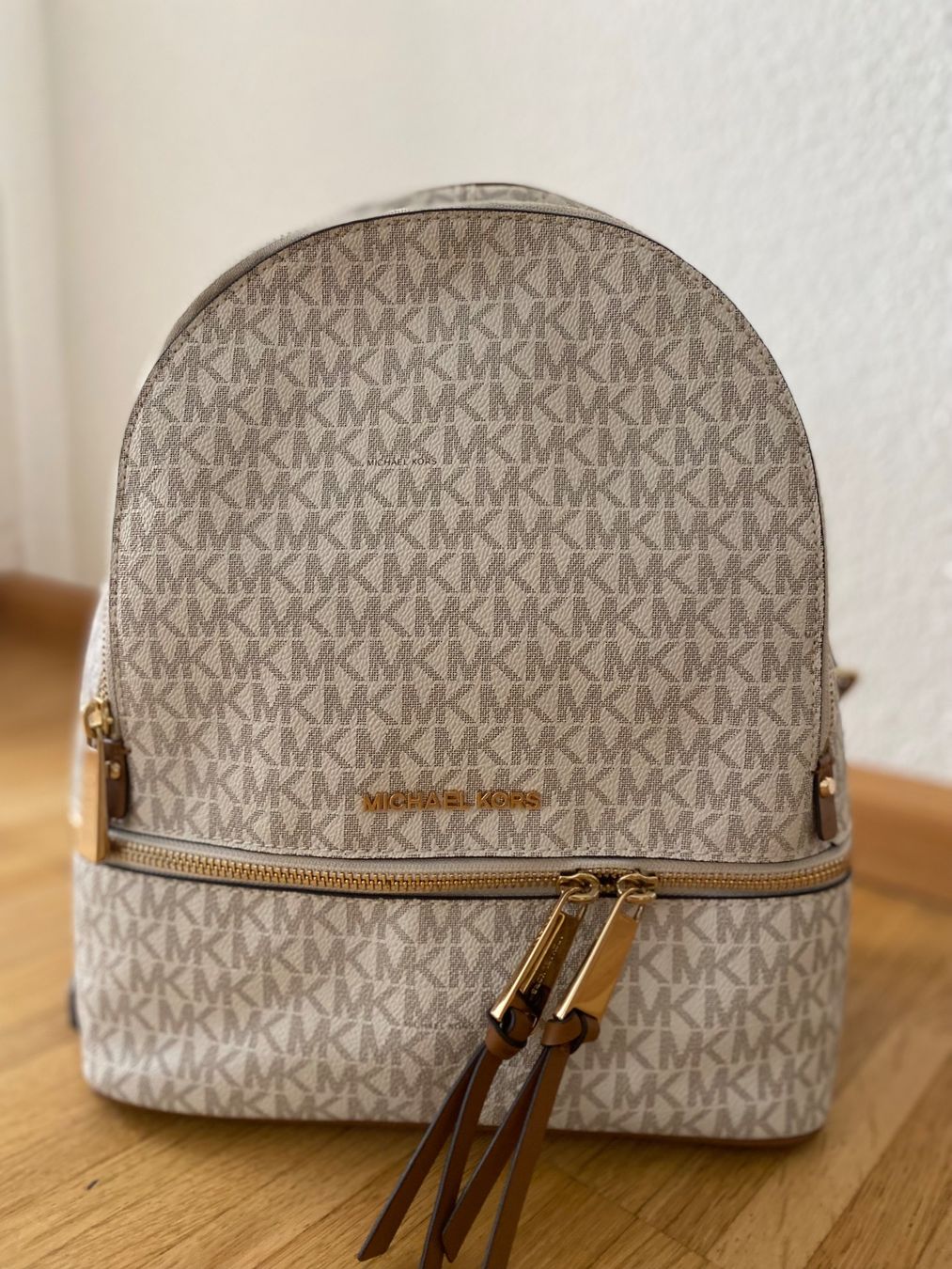 Michael Kors Zaini: Michael Kors Rucksack "Rhea" – Nuovo (secondo la descrizione) da Aesch BL venduto da Gamazoru